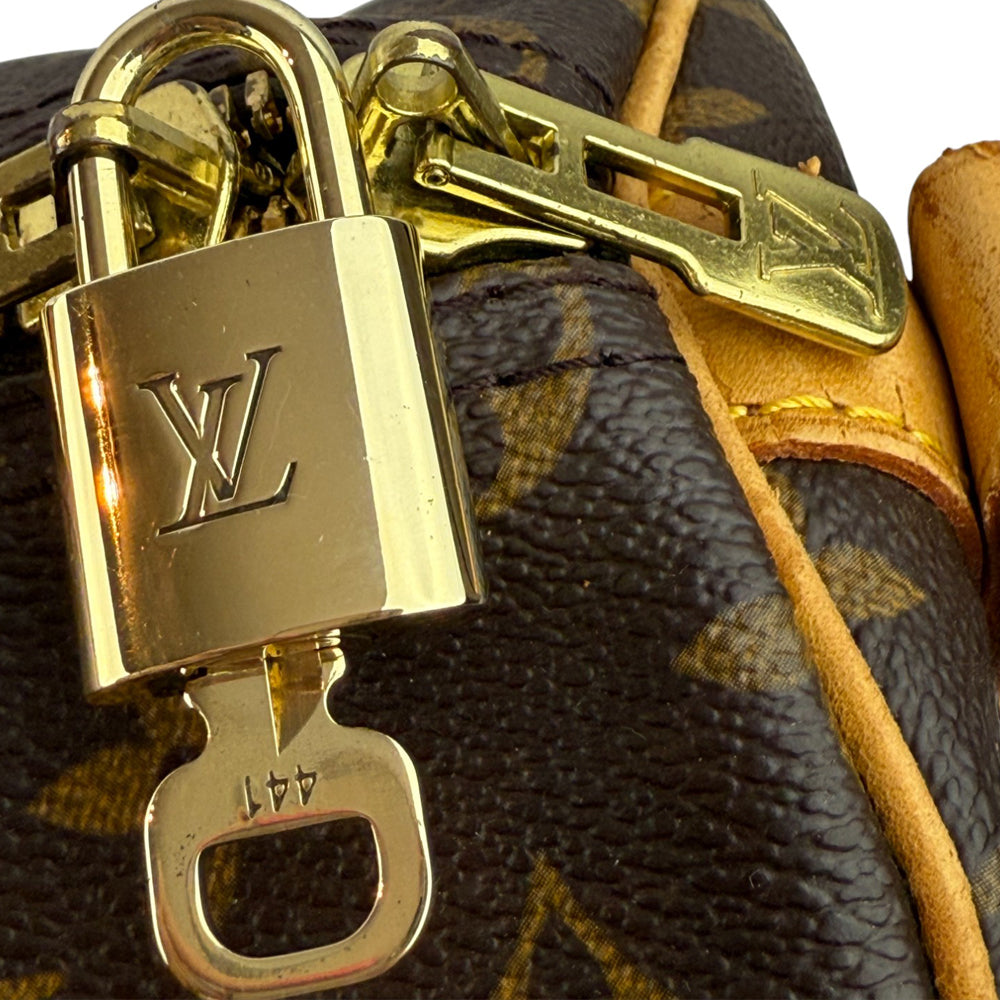 LOUIS VUITTON Monogram Keepall 50 Bandouliere Duffel Bag LHQ864
