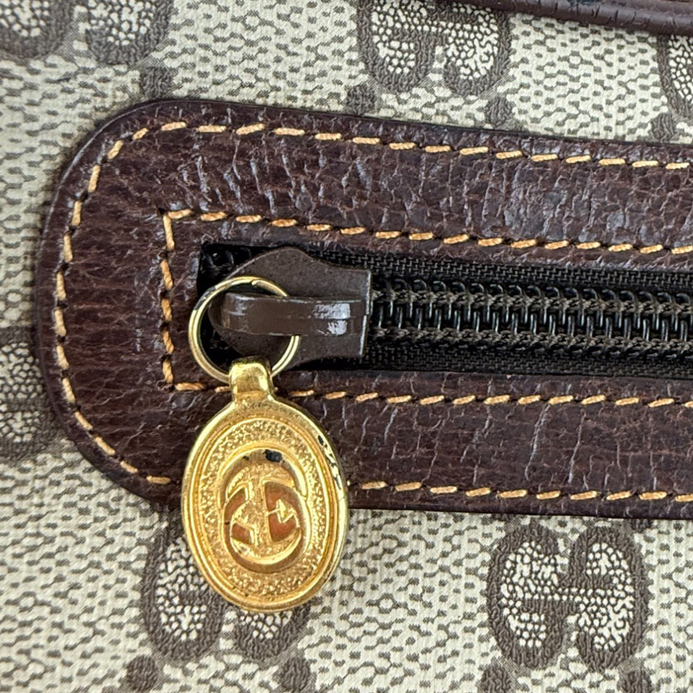 GUCCI GG Supreme Canvas Clutch Wristlet Bag LHQ900
