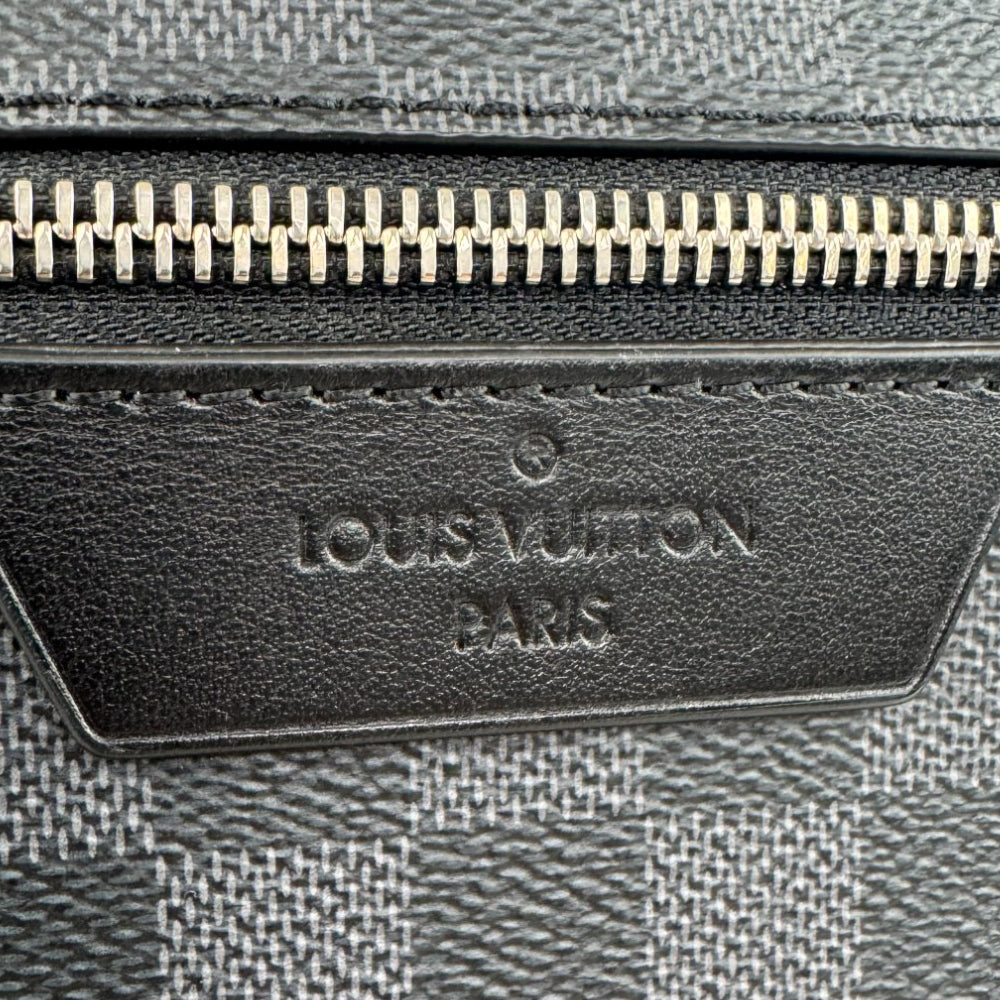 LOUIS VUITTON Damier Graphite Pochette 24H Pouch Clutch LHQ906
