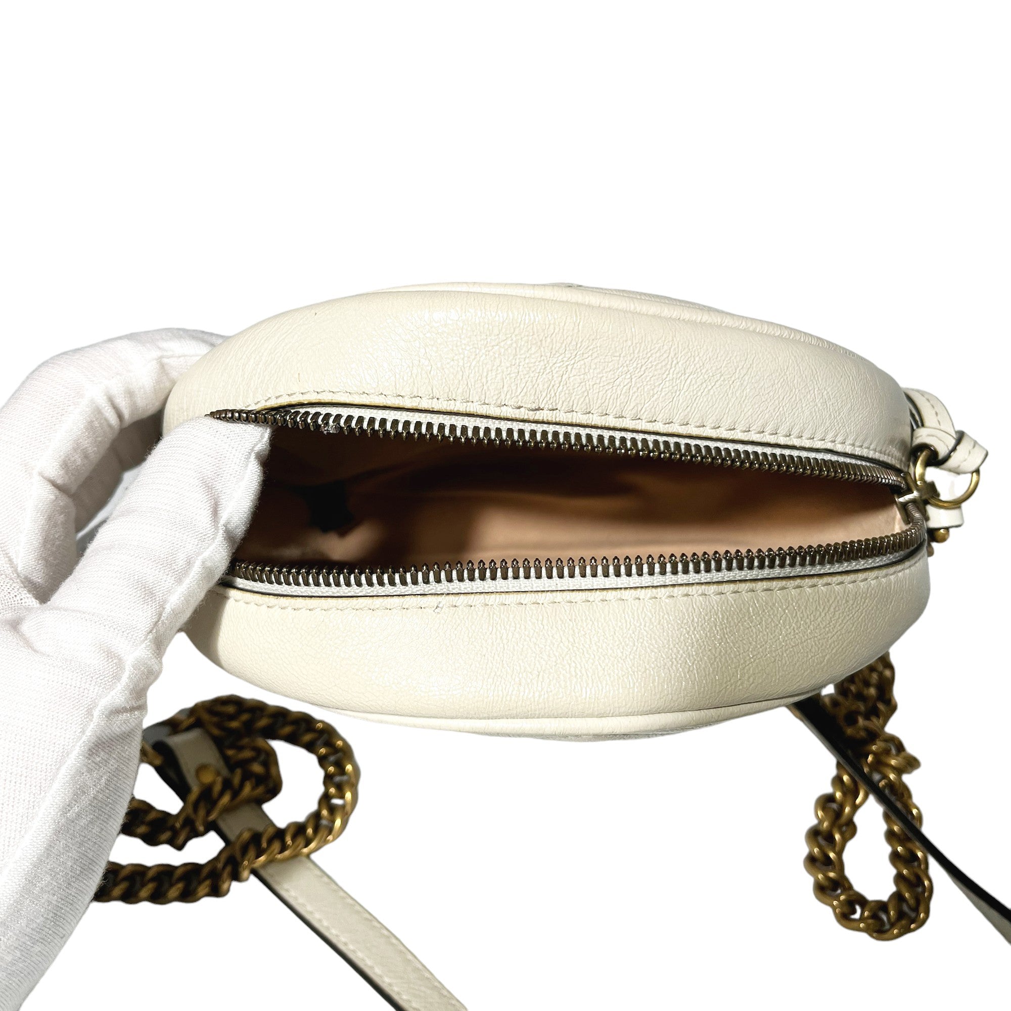 GUCCI GG Marmont Round Mini Shoulder Bag White Leather LHQ92