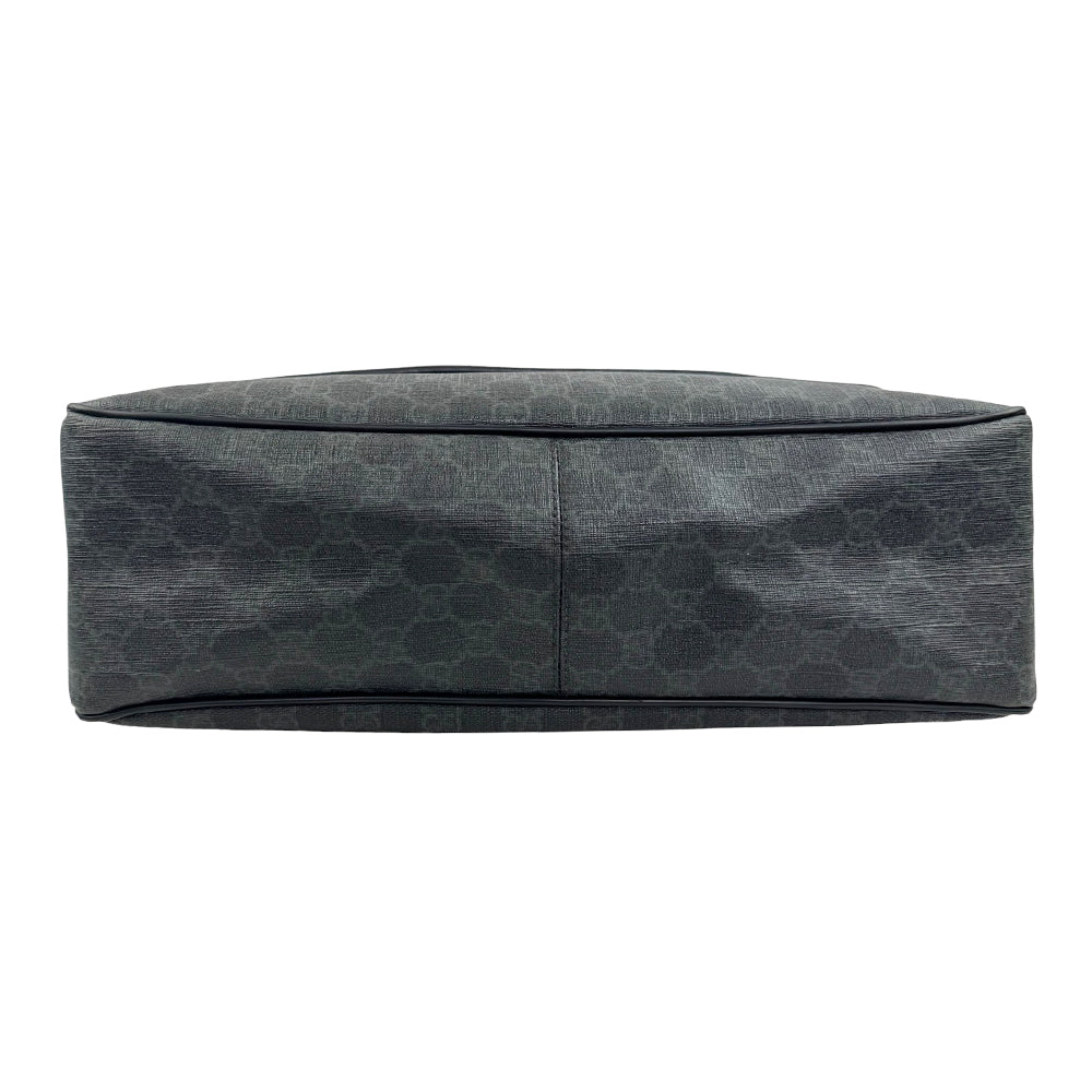 GUCCI GG Black Supreme Canvas Messenger Shoulder Bag LHQ935