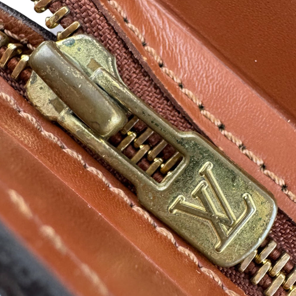 LOUIS VUITTON Brown Monogram Pochette Homme Pouch Clutch LHQ944