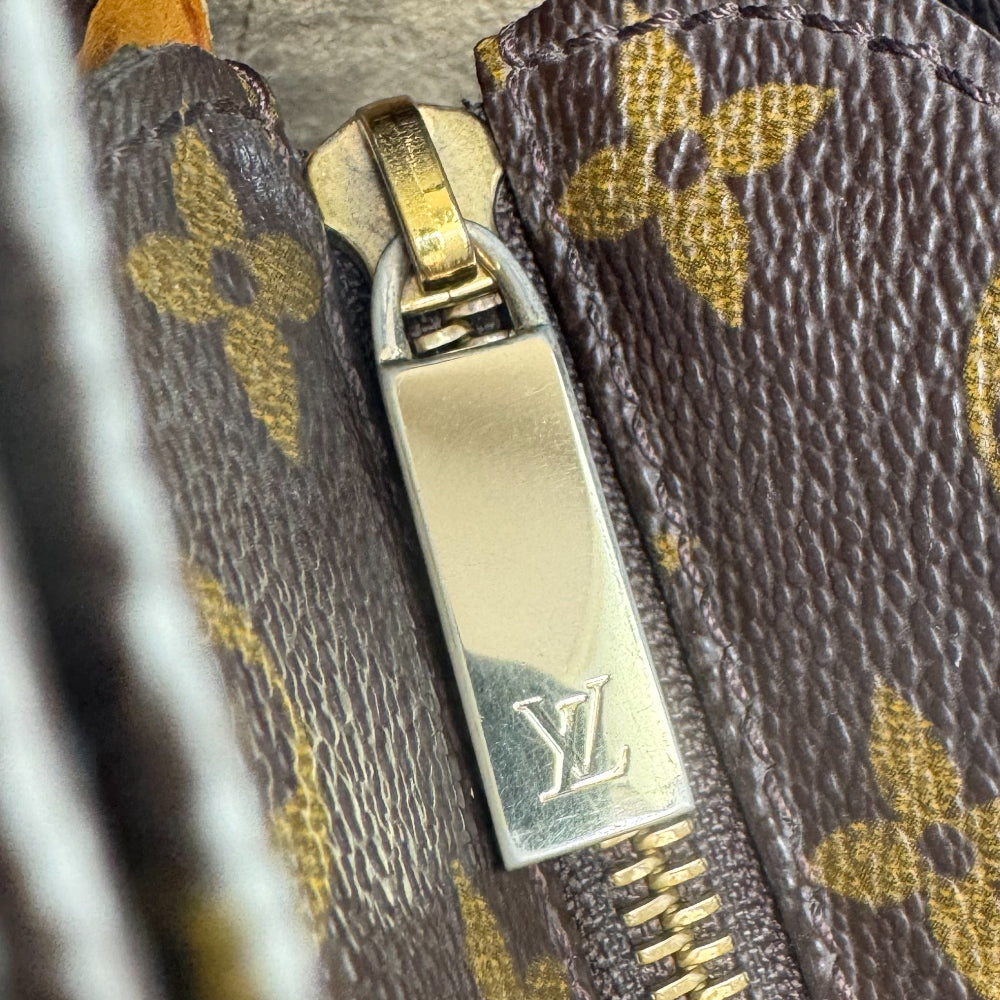 LOUIS VUITTON Brown Monogram Luco Tote Shoulder Bag LHQ966