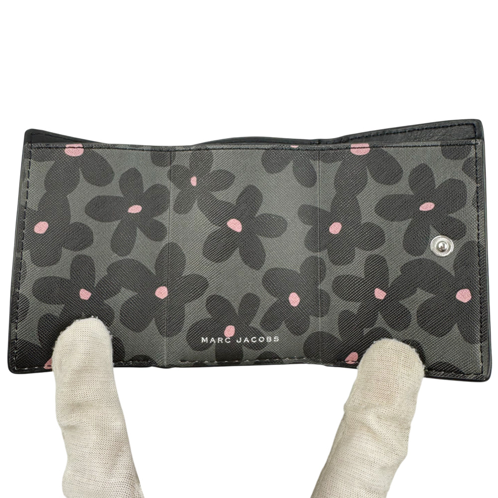 MARC JACOBS Tri Fold Flower Purse Wallet LHQ974
