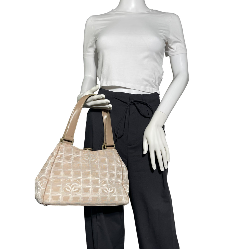 CHANEL Nuova Linea Viaggio Tote PM 8a Serie LHQ118