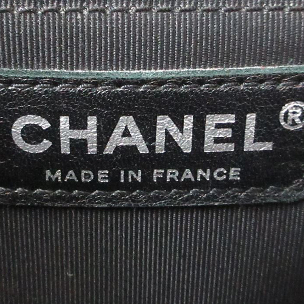 CHANEL Matelasse Umhängetasche Dunkles Marineblau Schwarzes Lammfell Leder Women's RES36